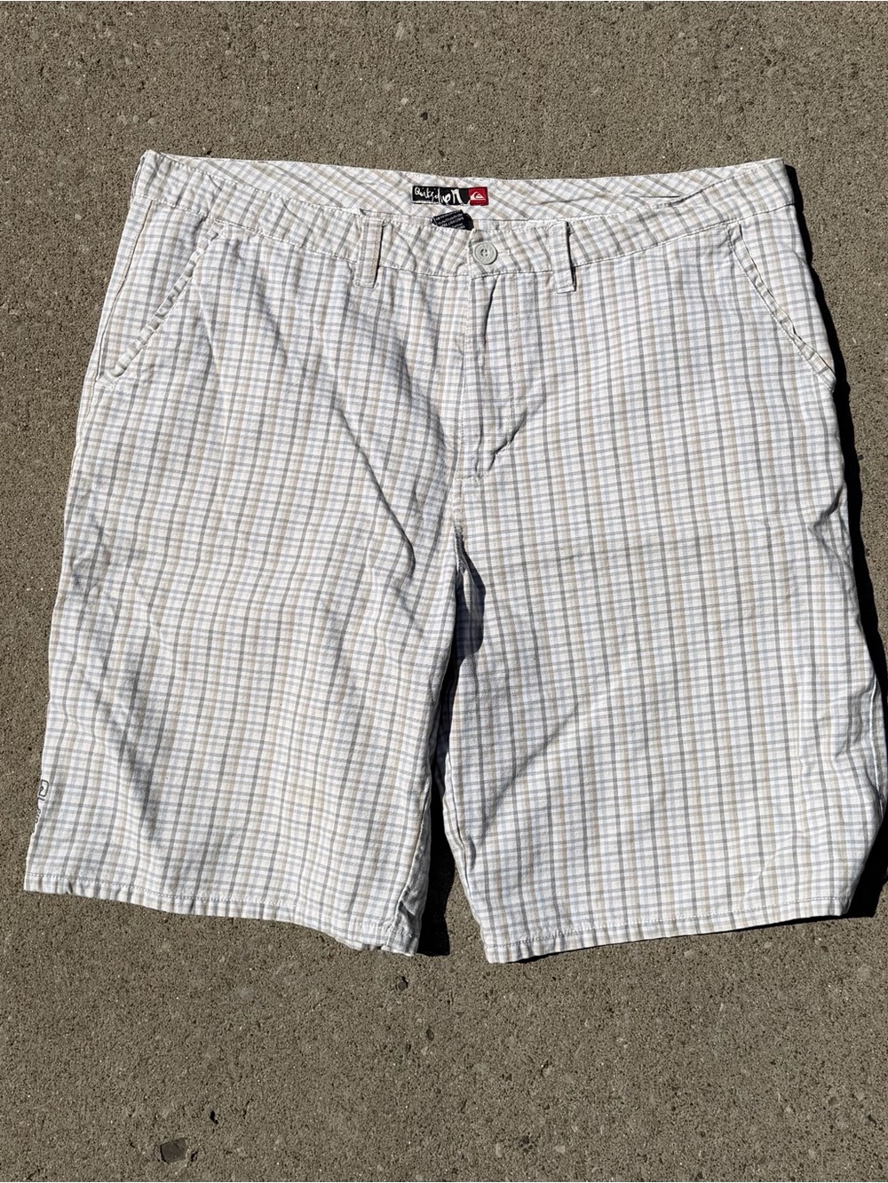 Vintage Y2K 2000s quiksilver baggy plaid short